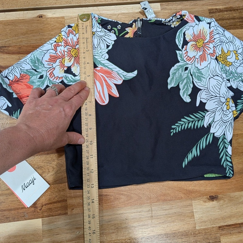 NWT Maaji Womens Reversible Long Sleeve Swim Crop Top L Floral Rash Guard Resort - Picture 6 of 11